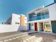 MODERNAS CASAS EN URB. PRIVADA DE CAYMA