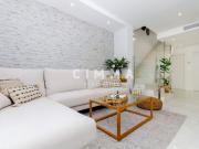 Modernas villas Entrenaranjos