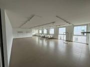 Moderne 230m² Bürofläche mit Klimaanlage und Aufzug