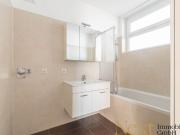 Moderne 2,5 Zimmer Dachgeschoßwohnung inkl. Westbalkon...