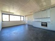 Moderne 2,5 Zimmer Wohnung im ersten Stock