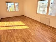 Moderne 2,5 Zimmer Wohnung / WG tauglich