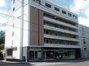 Moderne 2.5 Zimmerwohnung mit moderner Küche und Bad