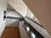 Moderne 2.5 ZW im DG mit Balkon