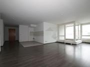 Moderne 2 Raum City Wohnung mit Balkon
