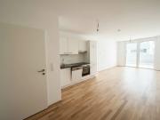 Moderne 2 Zi Wohnung mit großer Loggia nahe...