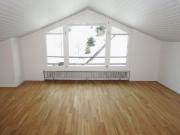 Moderne 2 Zimmer Dachwohnung