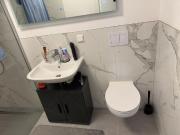 Moderne 2 Zimmer Neubauwohnung mit Balkon