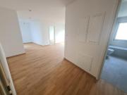 Moderne 2 Zimmer Neubauwohnung mit Balkon in Alt...