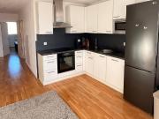 Moderne 2 Zimmer Neubauwohnung mit Balkon in Hall