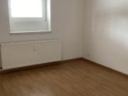 Moderne 2 Zimmer Souterrain Wohnung mit barrierefreiem...
