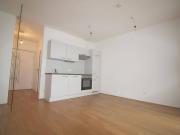 MODERNE 2 ZIMMER WOHNUNG IN ZENTRALER LAGE MIT BALKON