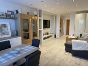 Moderne 2 Zimmer Wohnung mit 2 Loggien und TG Platz...