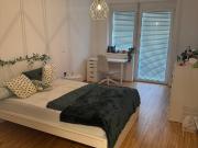 Moderne 2 Zimmer Wohnung mit Balkon & Tiefgaragenplatz...