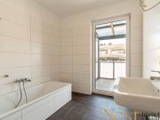 Moderne 2 Zimmer Wohnung mit Balkon und nagelneuer...