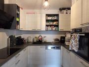 Moderne 2 Zimmer Wohnung mit Balkon und Stellplätzen in...