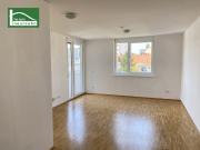 Moderne 2 Zimmer Wohnung mit Freifläche Wohnen in Grünlage!