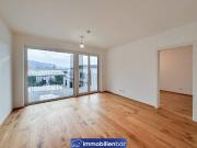 Moderne 2 Zimmer Wohnung mit großzügiger Loggia & TG...