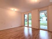 Moderne 2 Zimmer Wohnung mit kl. Garten u. Kühlung! West... Moderne 2 Zimmer Wohnung mit kl. Garten u. Kühlung! West...