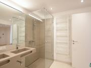 Moderne 2 Zimmer Wohnung mit Loggia in Augartennähe