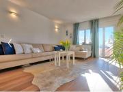 Privat Moderne 2 Zimmerwohnung in Zuffenhausen m Balkon