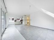 Moderne 3.5 Zimmer Dachwohnung mit Balkon, Grenchen