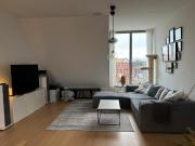 Moderne 3,5 Zimmer Dachwohnung mit Dachterrasse zu vermieten