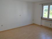 moderne 3.5 Zimmer Wohnung an ruhiger Lage mit Balkon