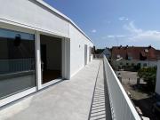 Moderne 3 Zimmer Dachgeschoss Wohnung mit Dachterrassen...
