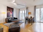 Moderne 3 Zimmer mit Möblierung und Blick in den Innenhof