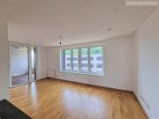 Moderne 3 Zimmer Wohnung + große Loggia + Gym + 7.OG