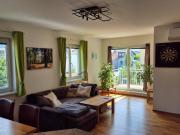Moderne 3 Zimmer Wohnung mit Balkon, Garten & Top...