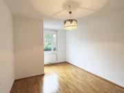 Moderne 3 Zimmer Wohnung mit Balkon in ruhiger...