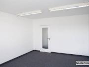 Moderne 3 Zimmer Wohnung mit Balkon und zwei Stellplätzen