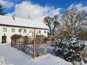 Moderne 3 Zimmer Wohnung mit Garten und Stellplätzen