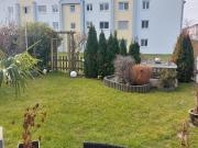 Moderne 3 Zimmer Wohnung mit Garten & zwei Stellplätzen...