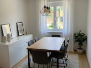 Moderne 3 Zimmer Wohnung mit möblierter Küche und PKW...