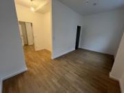 Moderne 3 Zimmer Wohnung mit neuer Küche am Modenapark...