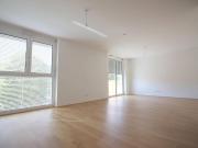 MODERNE 3 ZIMMER WOHNUNG MIT RUHIGEM UND SONNIGEN BALKON...