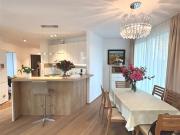 Moderne 3 Zimmer Wohnung mit Terrasse und Garten