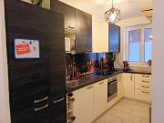 Moderne 3 Zimmerwohnung teilmöbliert mit Balkon