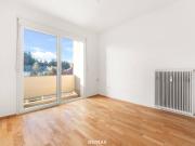 Moderne 4,5 Zimmer Wohnung mit Loggia in Top Lage in...