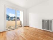 Moderne 4,5 Zimmer Wohnung mit Loggia in Top Lage in...
