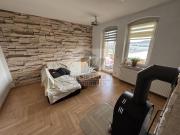 Moderne 4 Raum Wohnung mit Einbauküche, Kaminofen und Balkon