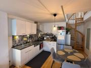 Moderne 4 Zimmer Wohnung mit Balkon und Parkplatz