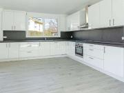Moderne 4 Zimmer Wohnung mit Garten und Terrasse in S...