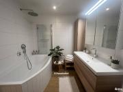 Moderne 4 Zimmer Wohnung mit Loggia & Komfortausstattung...