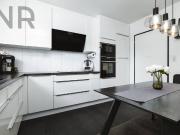 Moderne 4 Zimmer Wohnung mit Stil in sehr schöner Lage