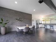 Moderne 5.5 Zimmerwohnung mit 2 Balkonen, 2 Terrassen...