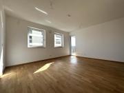 Moderne 5 Zimmer Wohnung mit Balkon und EBK in Plagwitz